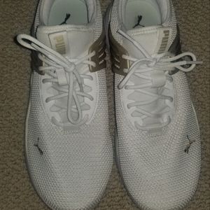 Puma Gold and White Tenis Shoes